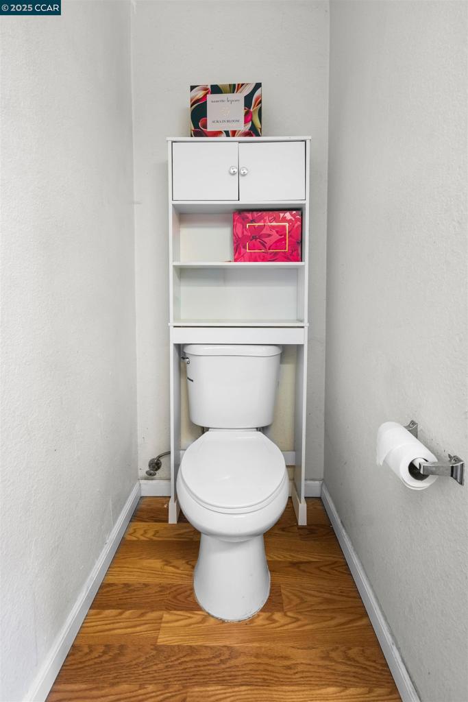 947 Burlwood Ct, Los Banos, CA 93635