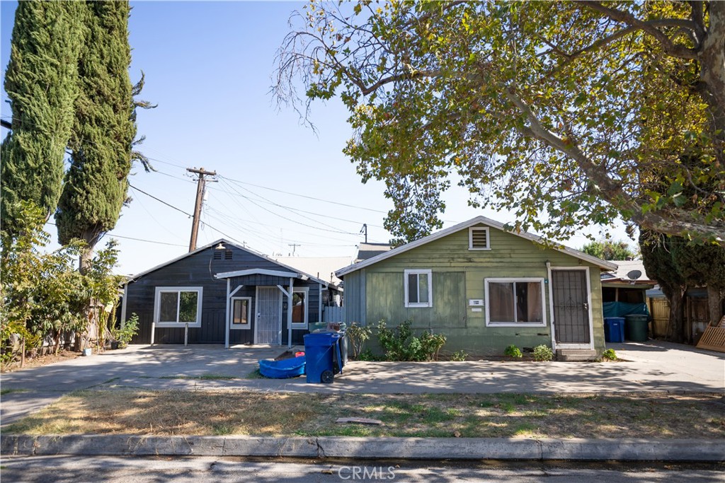 1122 N St, Merced, CA 95341