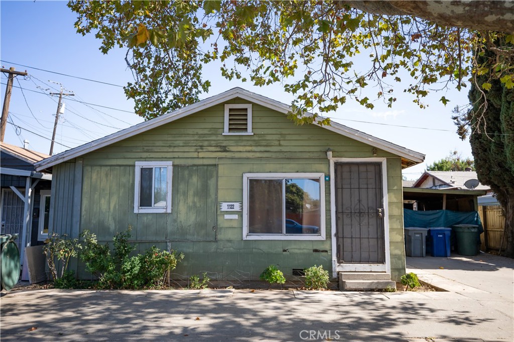 1122 N St, Merced, CA 95341