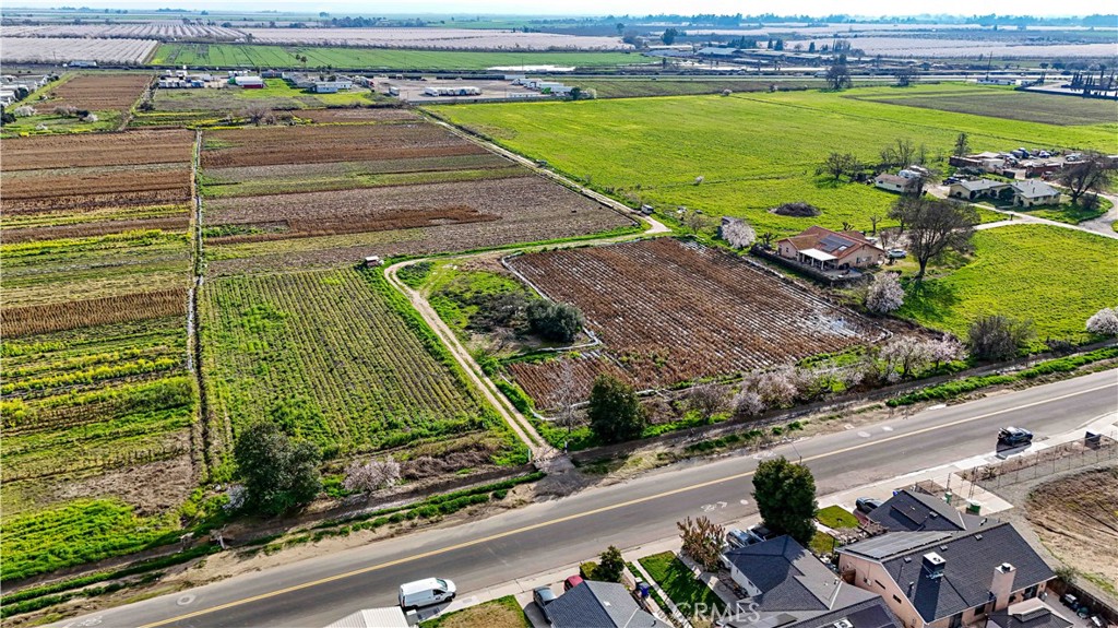 2577 Lobo Ave, Merced, CA 95348