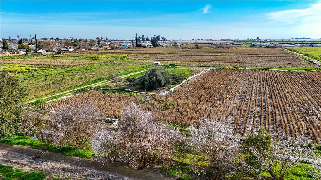 2577 Lobo Ave, Merced, CA 95348