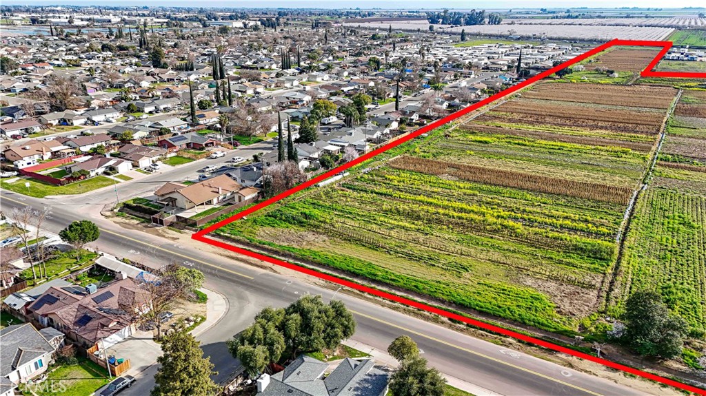 2577 Lobo Ave, Merced, CA 95348