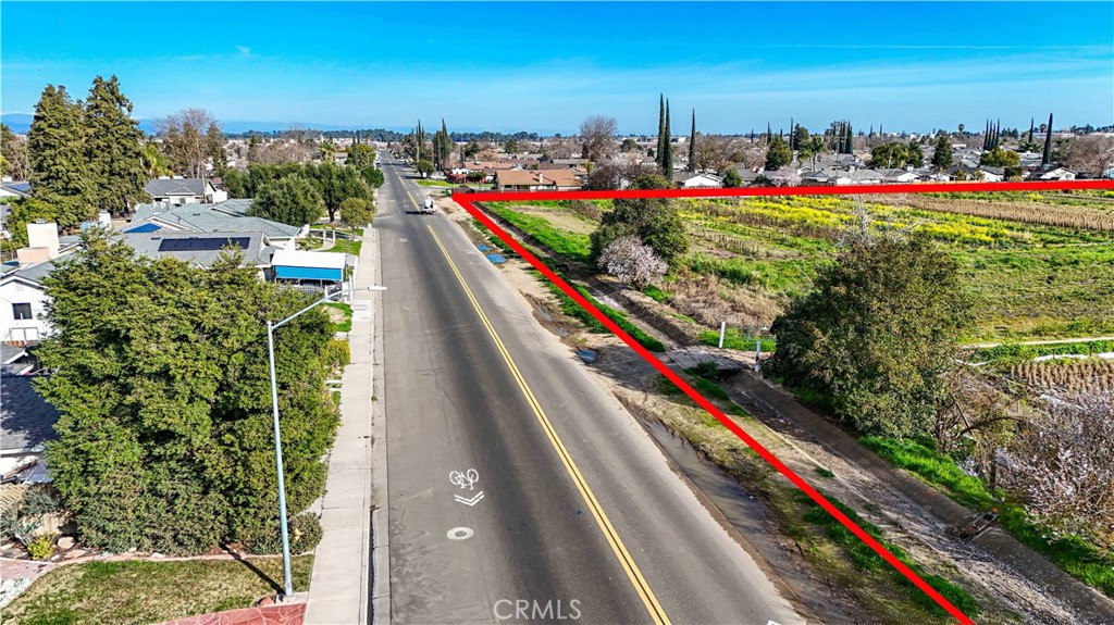 2577 Lobo Ave, Merced, CA 95348