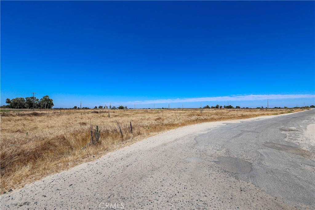 1777 Bird, Livingston, CA 95334