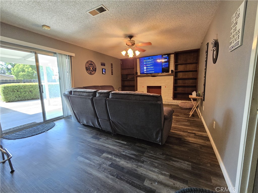 3110 Vickie Ct, Merced, CA 95340