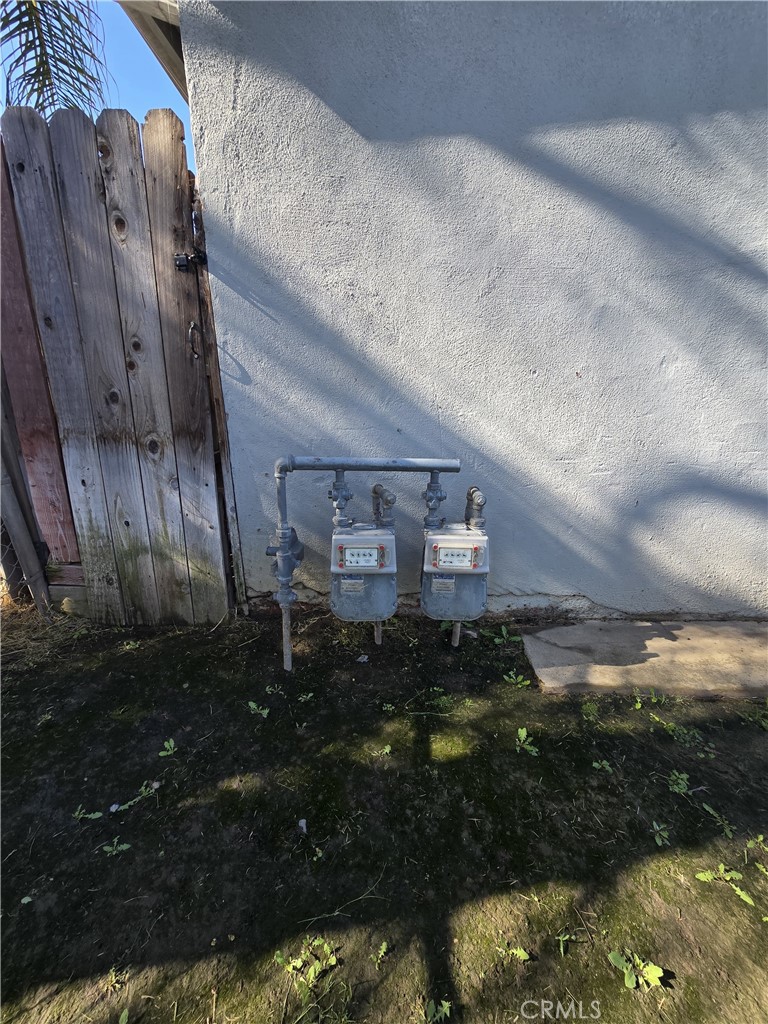 264 E 10th St, Merced, CA 95341