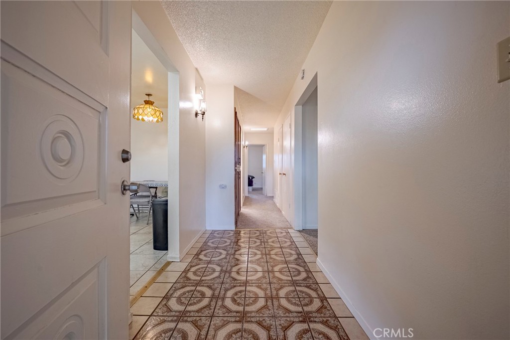 688 Elise Ct, Merced, CA 95340