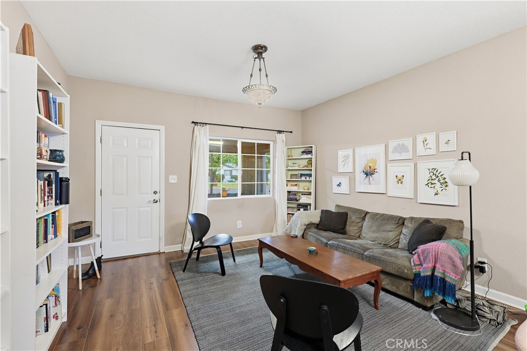 112 W 23rd, Merced, CA 95340