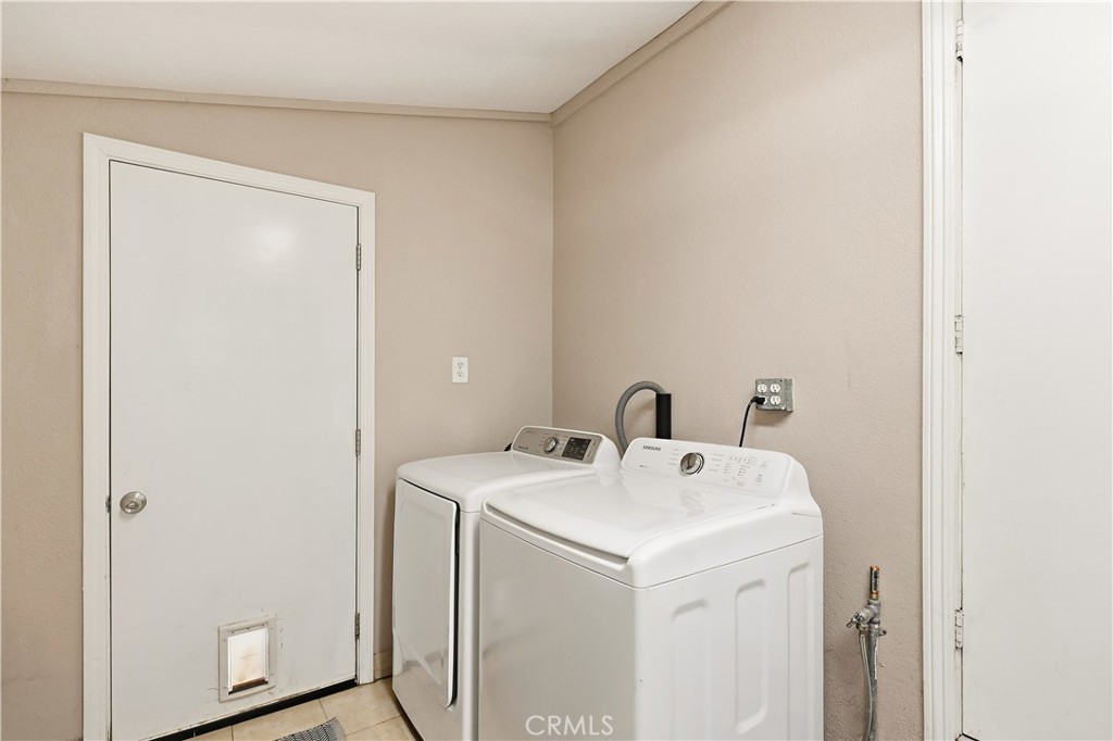 112 W 23rd, Merced, CA 95340