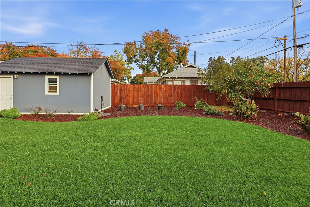 112 W 23rd, Merced, CA 95340