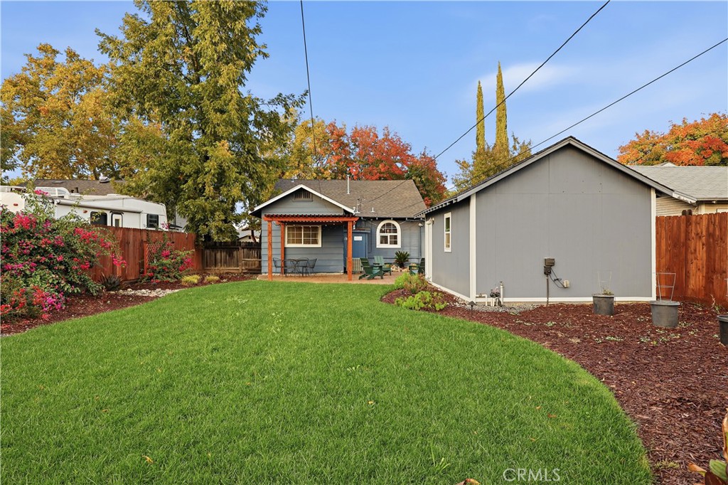 112 W 23rd, Merced, CA 95340