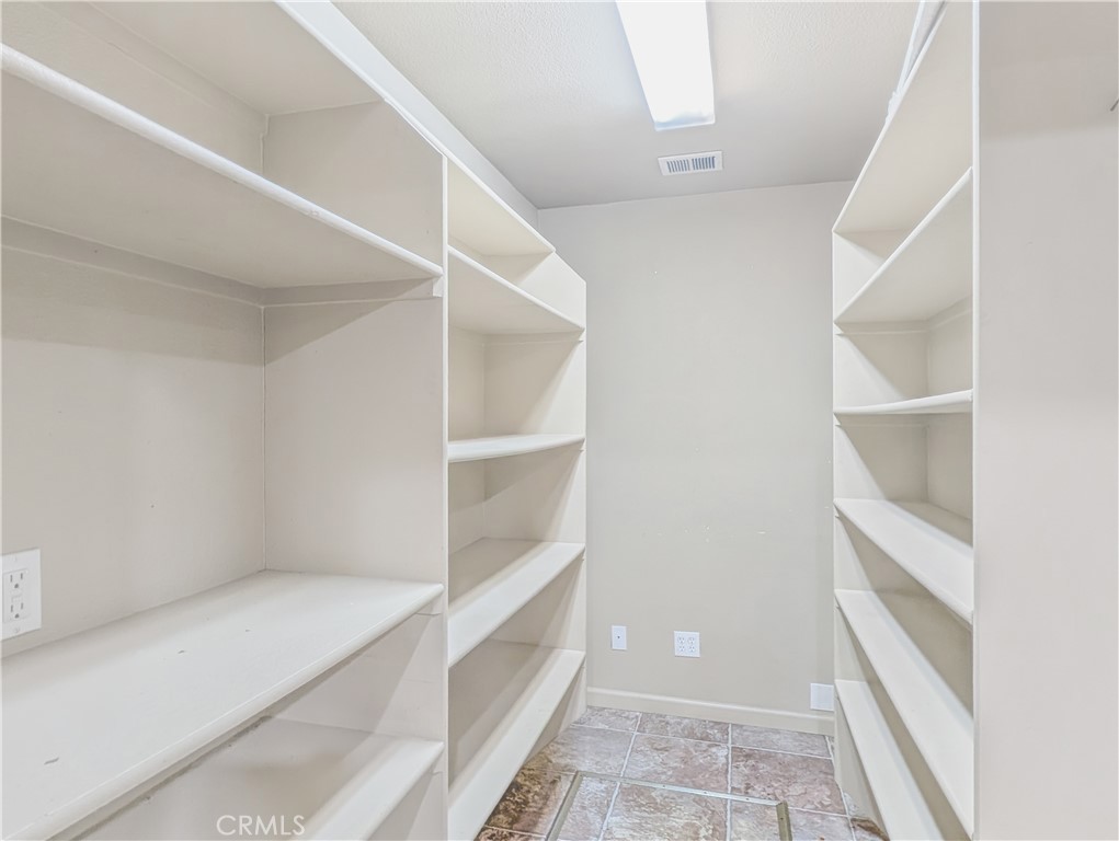 2590 N Gurr Rd, Atwater, CA 95301