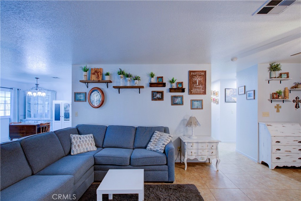 1561 Riechel, Atwater, CA 95301