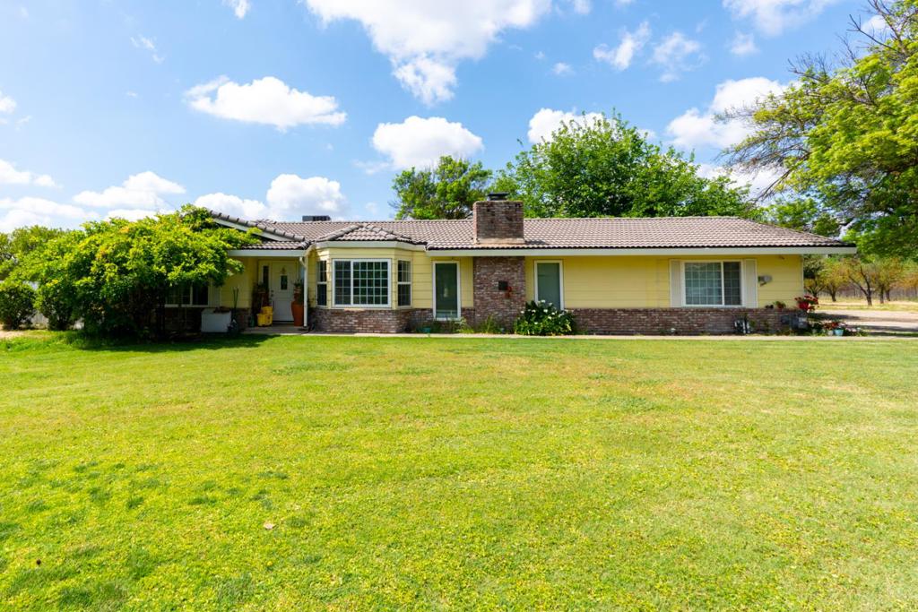 2965 Dunn Rd, Merced, CA 95340