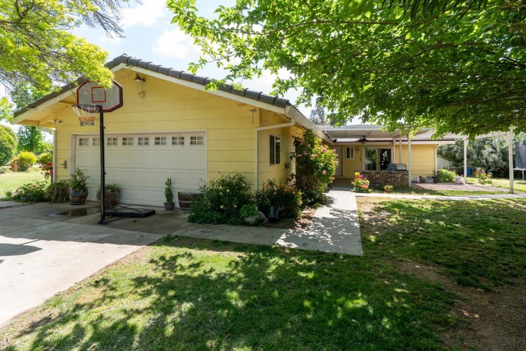2965 Dunn Rd, Merced, CA 95340