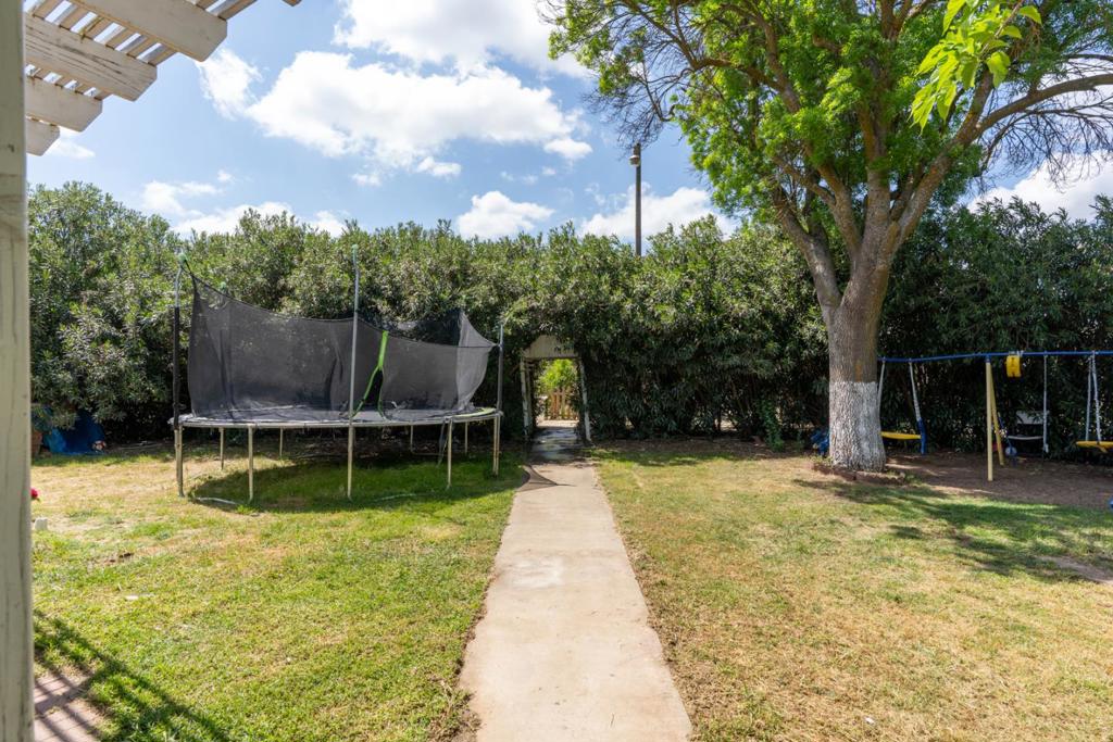 2965 Dunn Rd, Merced, CA 95340