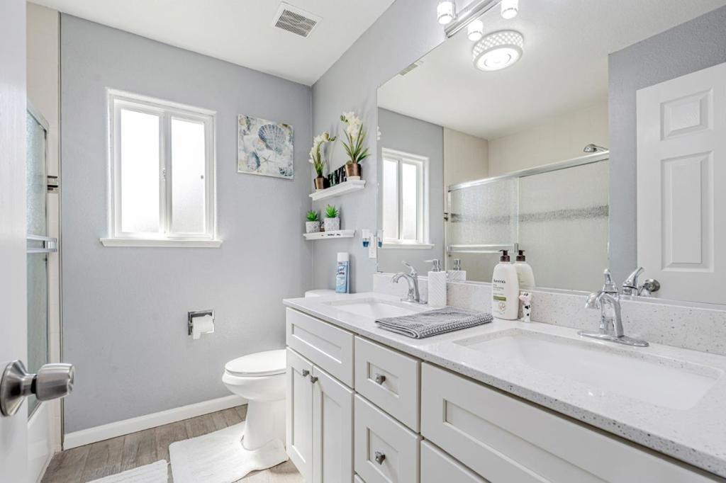 615 Heron Dr, Los Banos, CA 93635