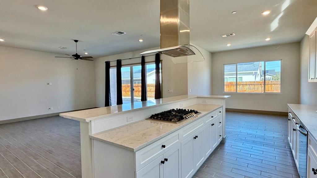 2475 Bastidas Dr, Merced, CA 95340