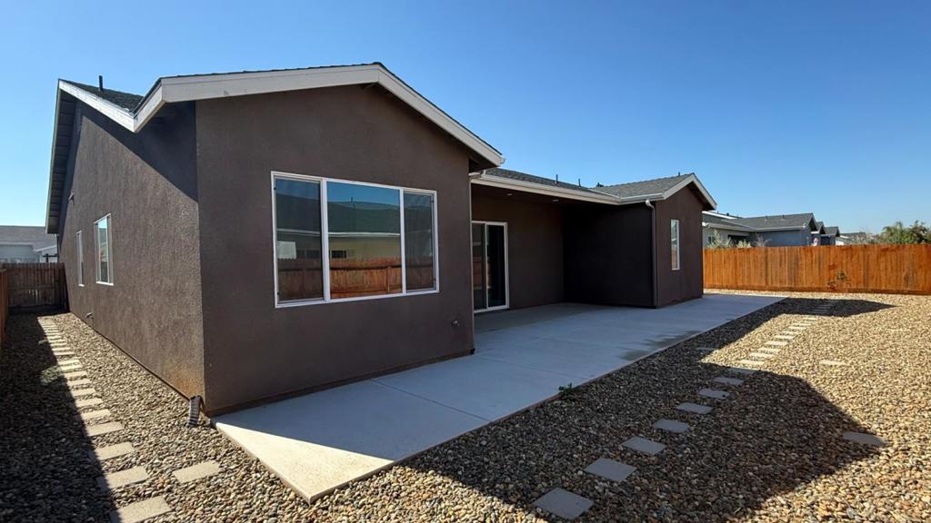 2475 Bastidas Dr, Merced, CA 95340