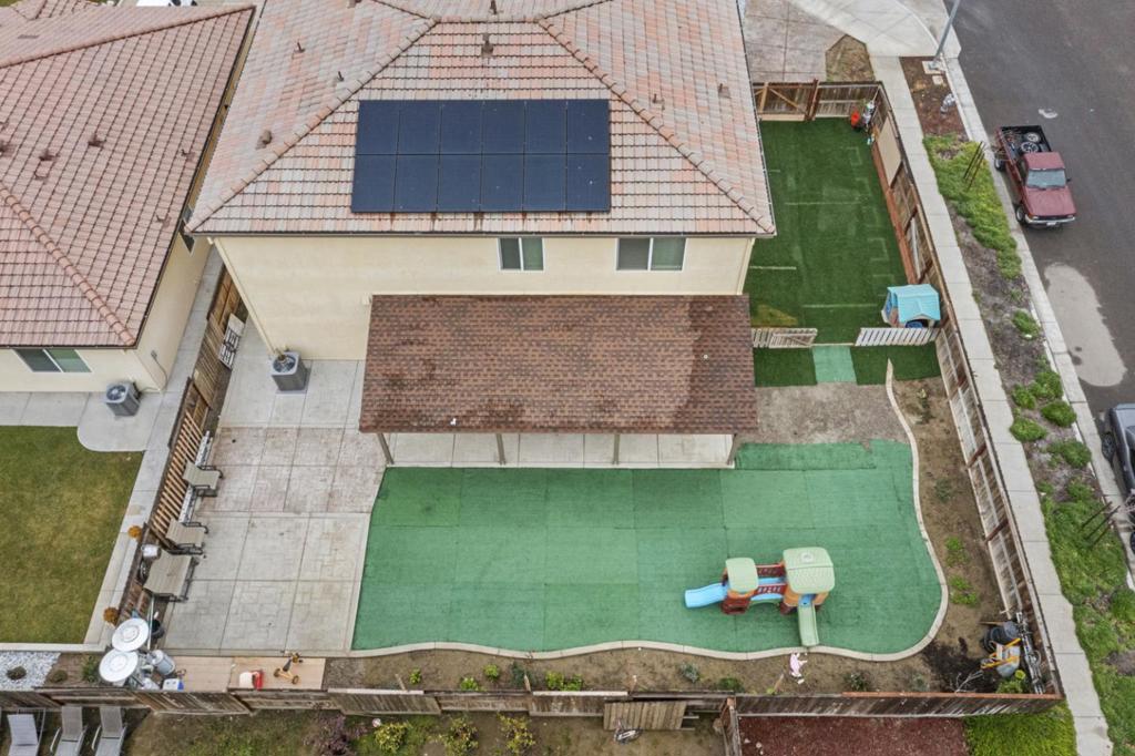 2075 Martin St, Los Banos, CA 93635