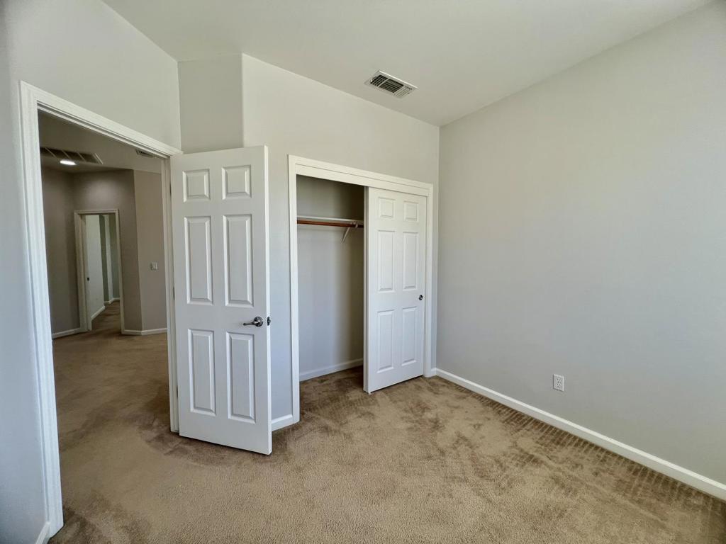 2364 River Rock Dr, Merced, CA 95340