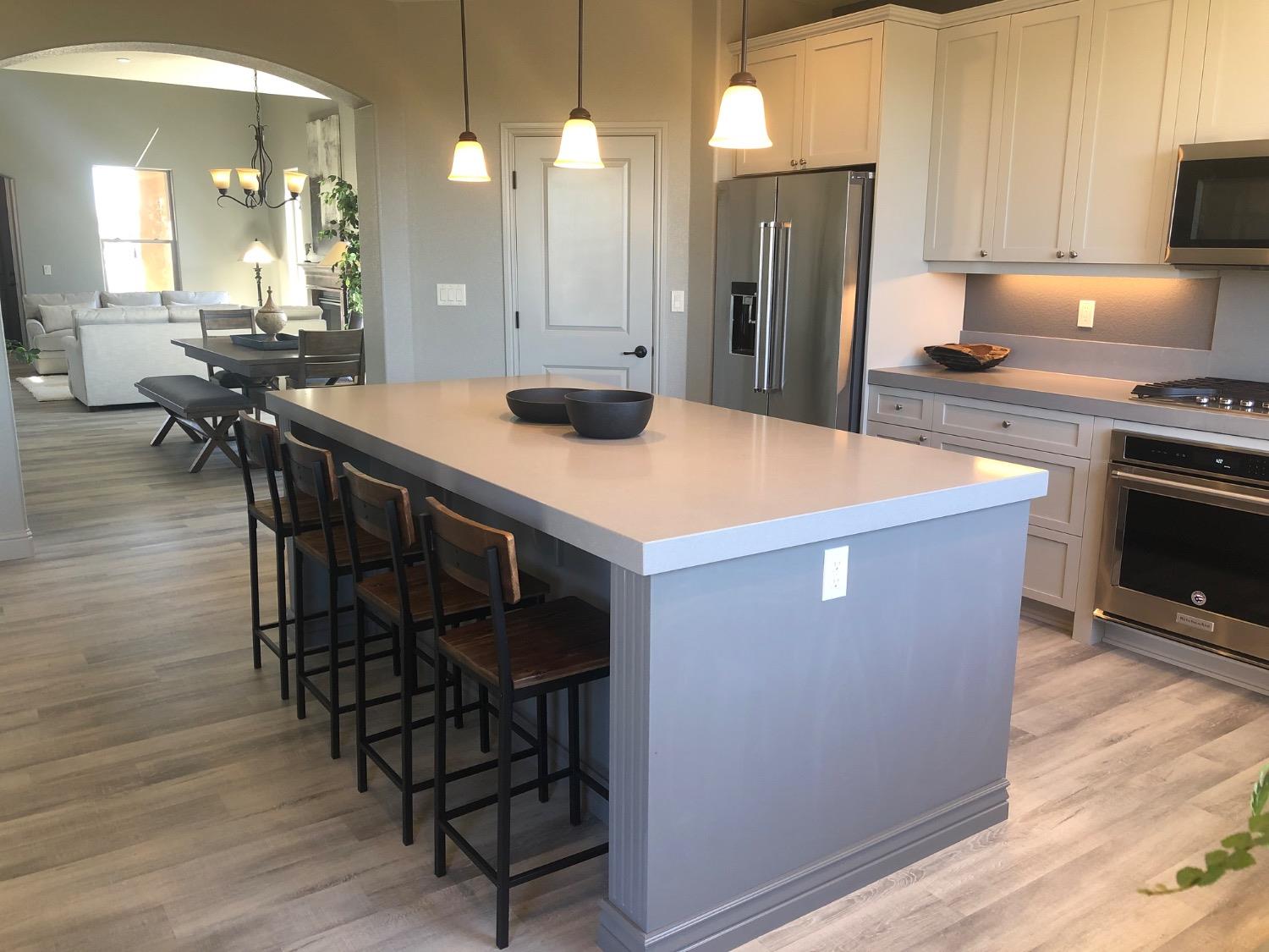 8752 N Privado Ct, Hilmar, CA 95324