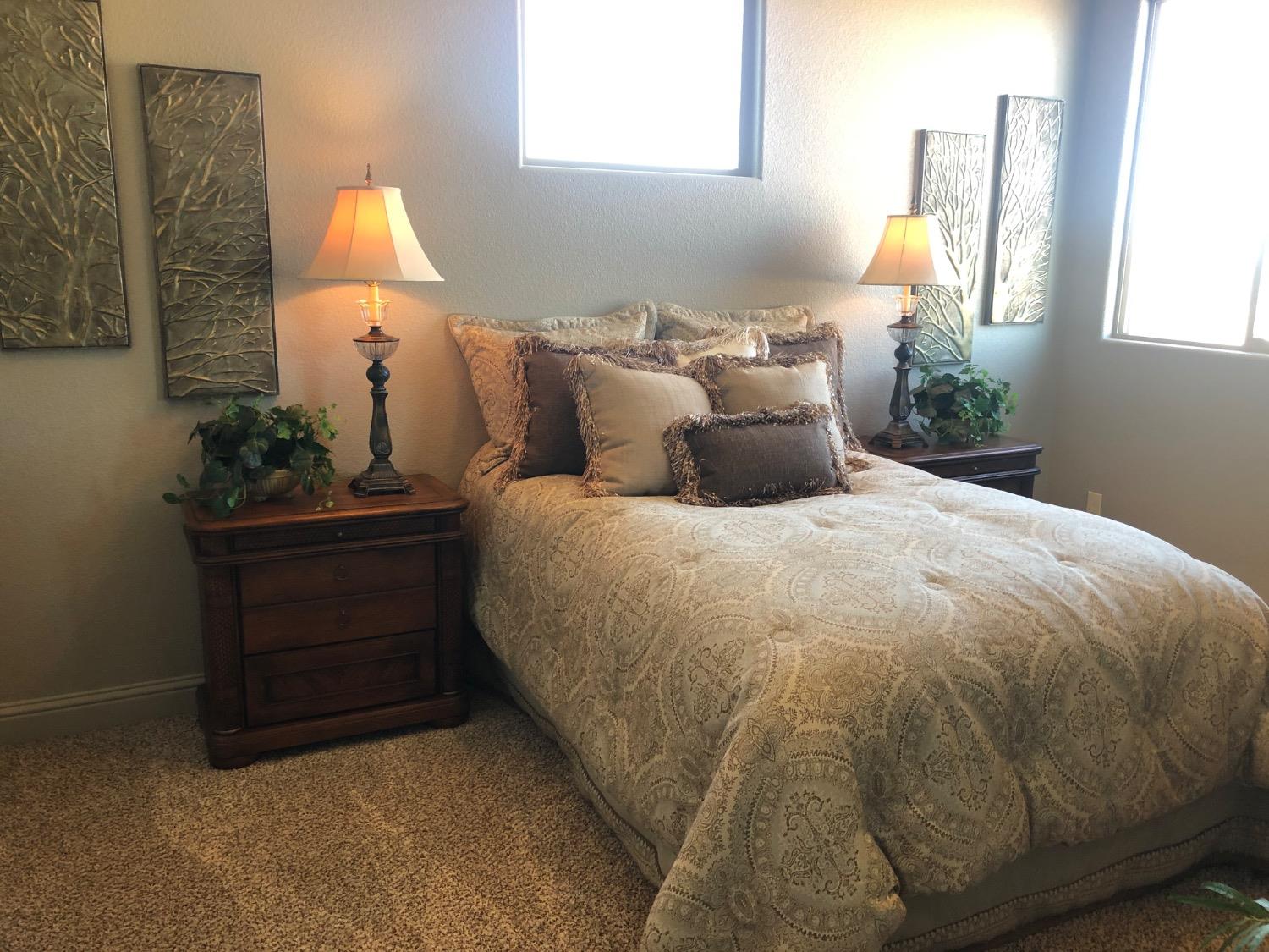 8752 N Privado Ct, Hilmar, CA 95324