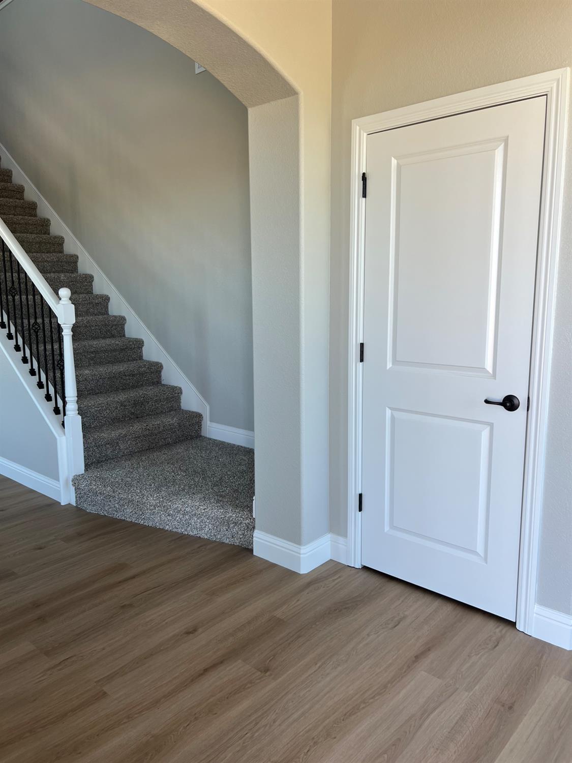 8752 N Privado Ct, Hilmar, CA 95324