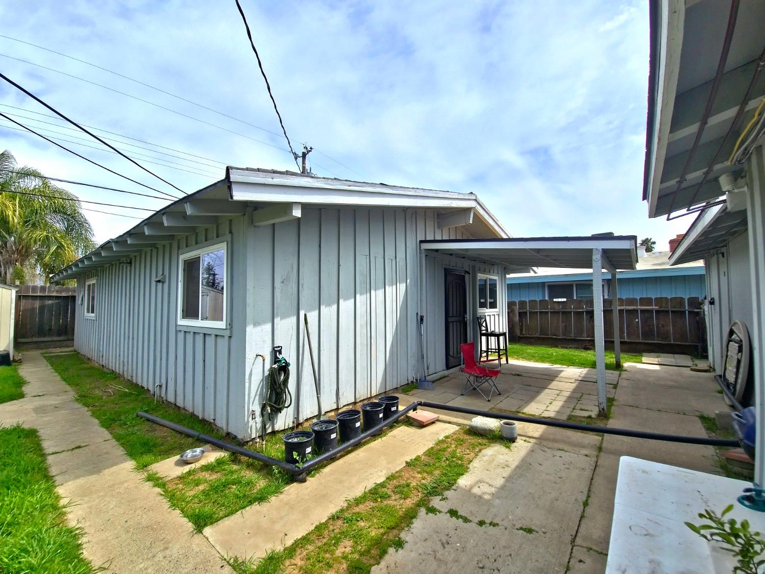 1650 Bette St, Merced, CA 95341