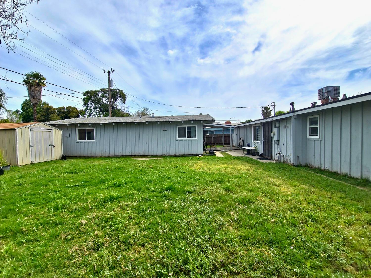 1650 Bette St, Merced, CA 95341