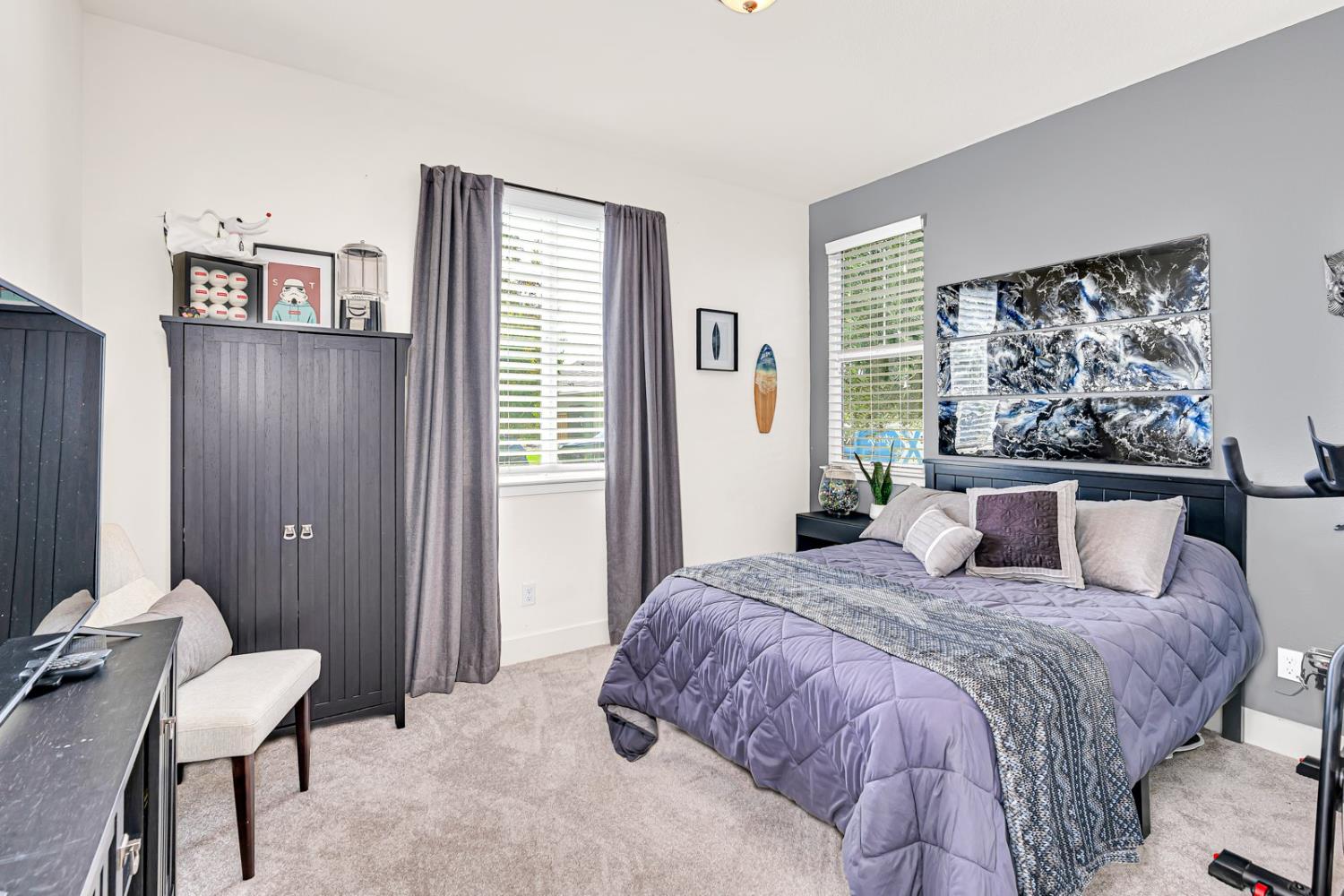 1608 Dolomite Ct, Los Banos, CA 93635