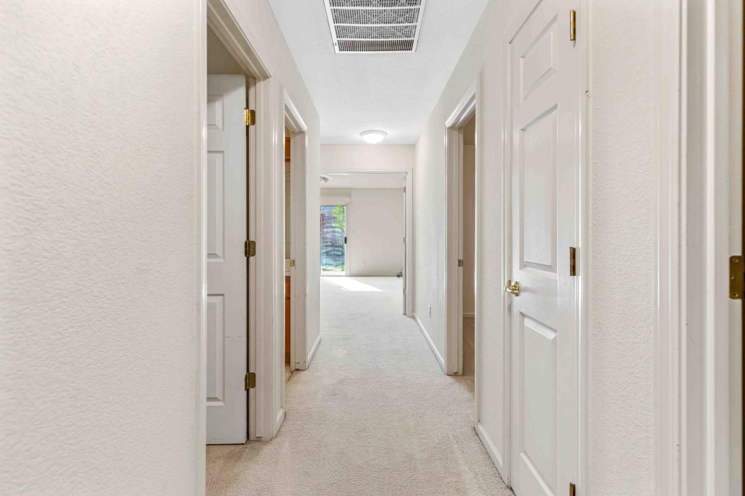 621 Vine St, Los Banos, CA 93635