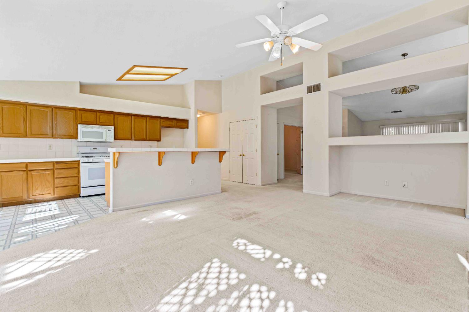 621 Vine St, Los Banos, CA 93635