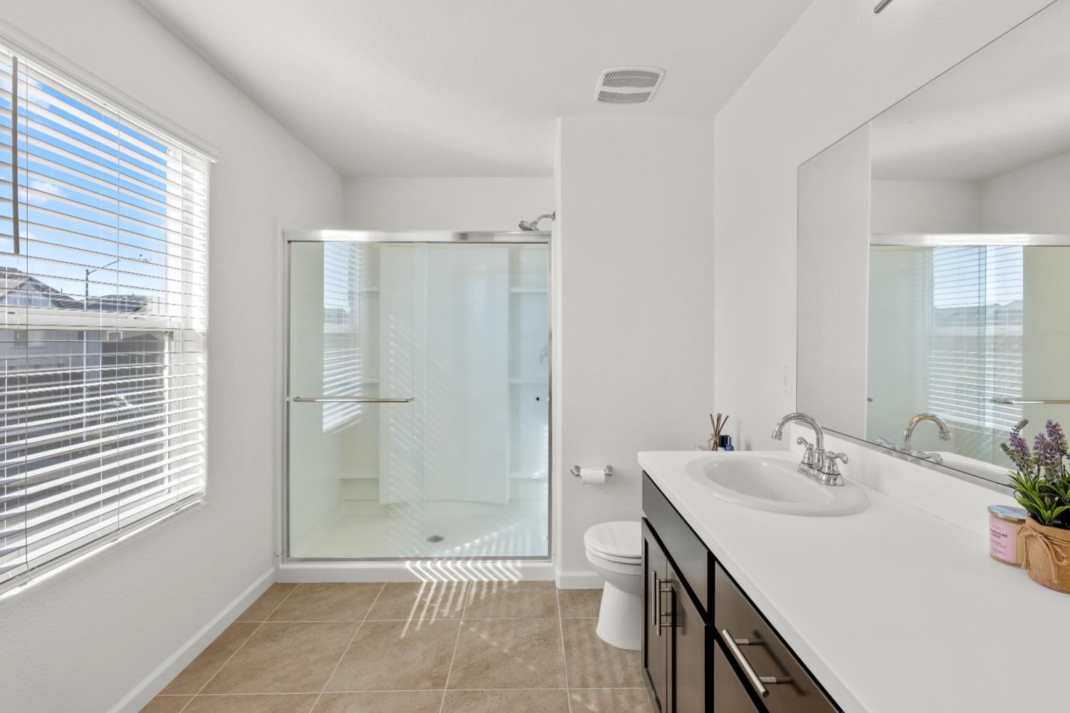 165 Sullivan Dr, Merced, CA 95348