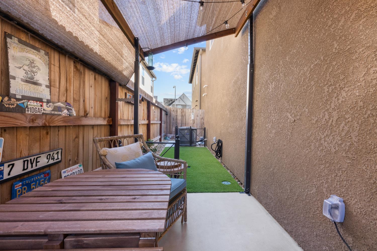 165 Sullivan Dr, Merced, CA 95348