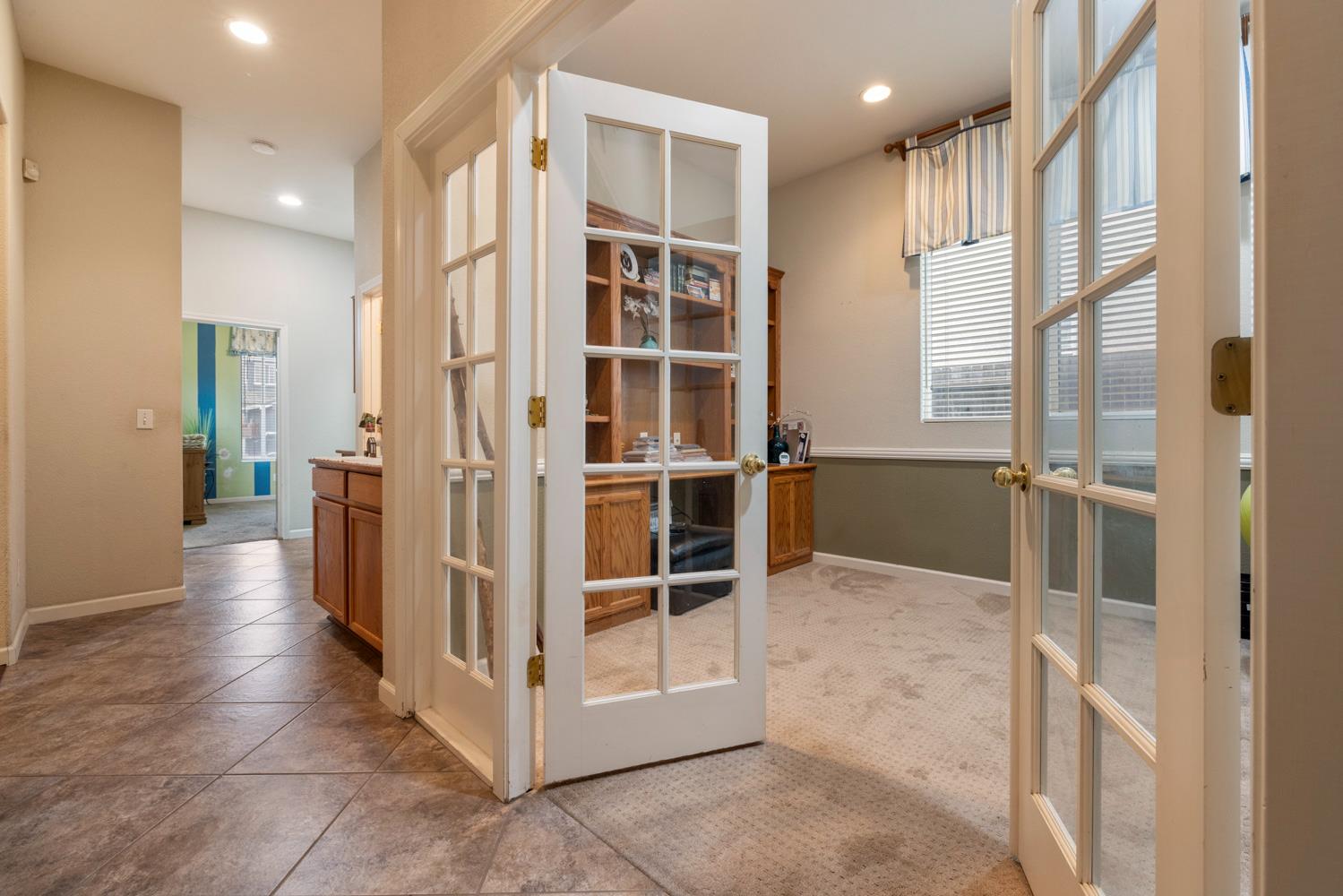 2859 Tulare Ct, Livingston, CA 95334