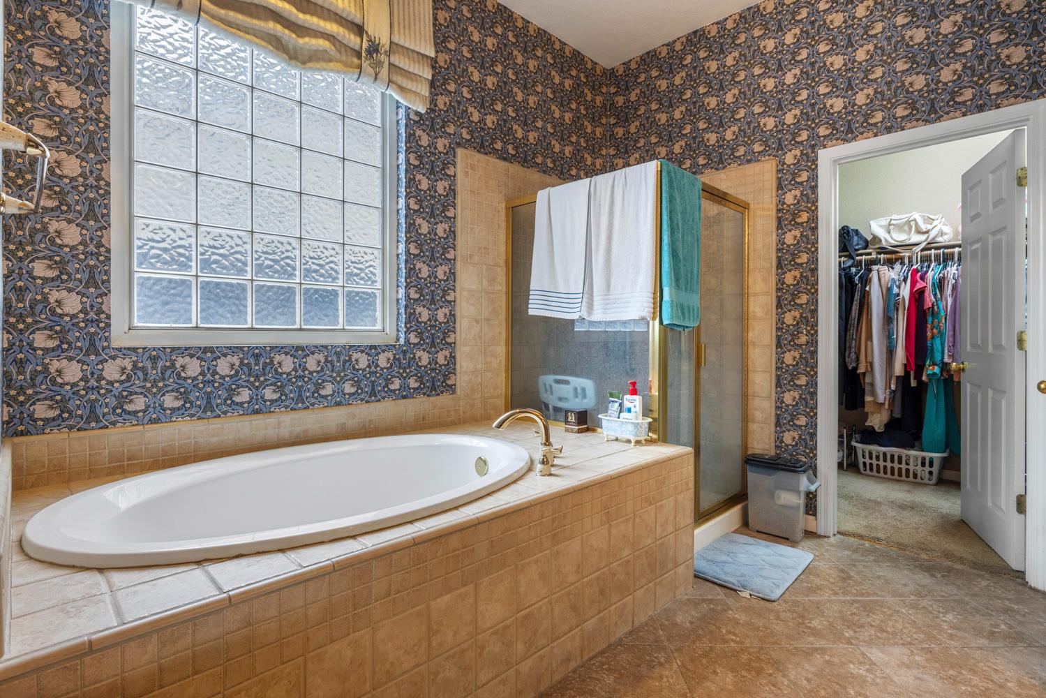 2859 Tulare Ct, Livingston, CA 95334