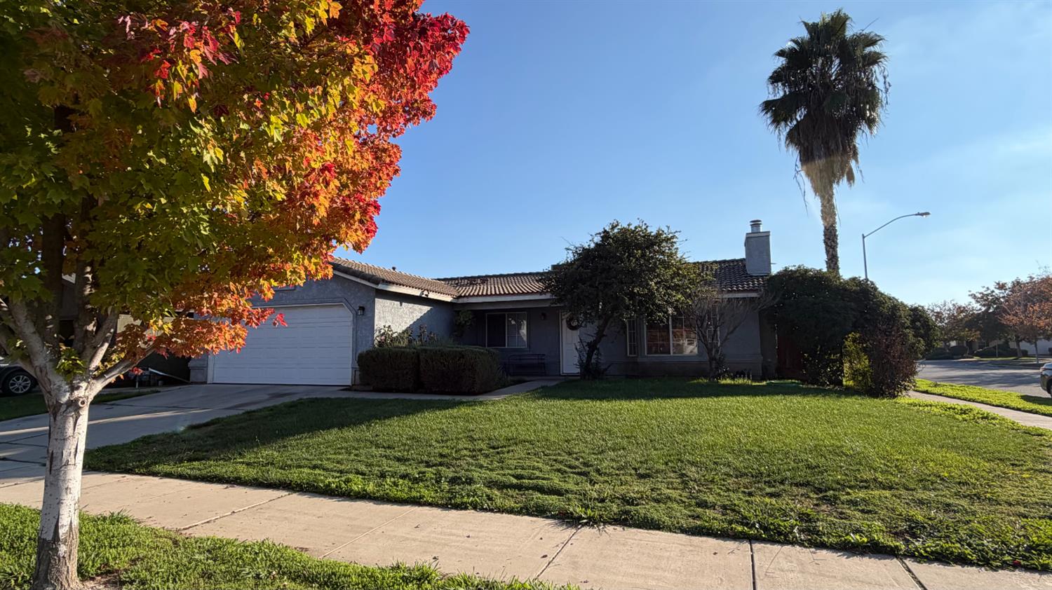 12 E San Clemente Dr, Merced, CA 95341