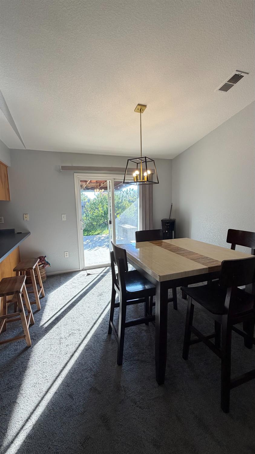 12 E San Clemente Dr, Merced, CA 95341