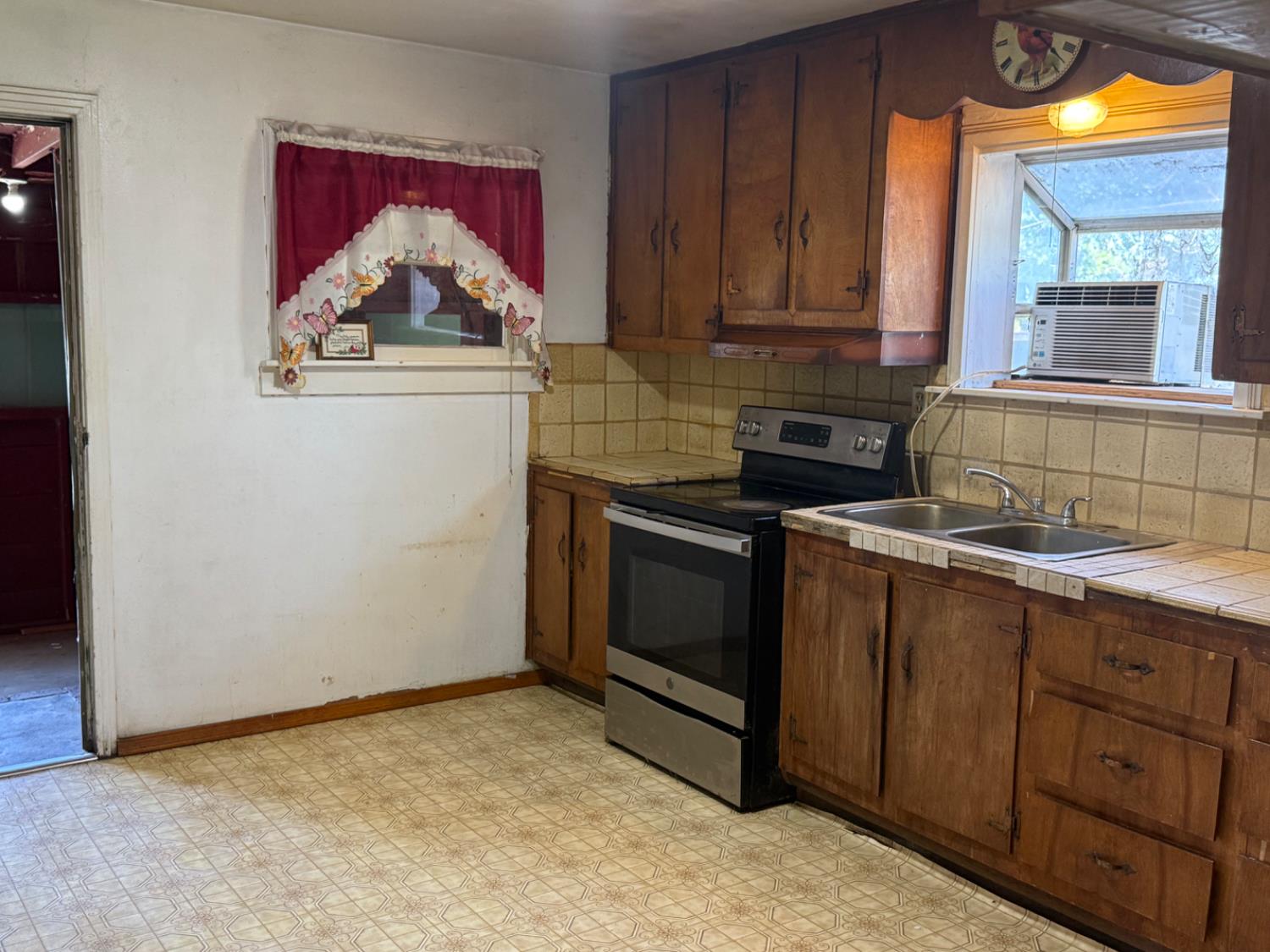 16641 Colony St, Dos Palos, CA 93620