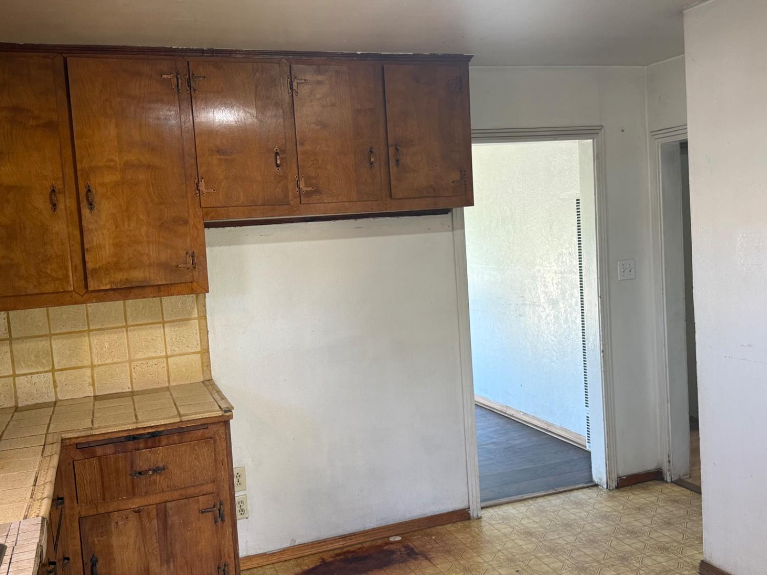 16641 Colony St, Dos Palos, CA 93620