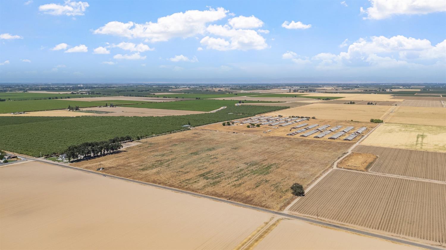 4108 4498 Weir Ave, Livingston, CA 95334