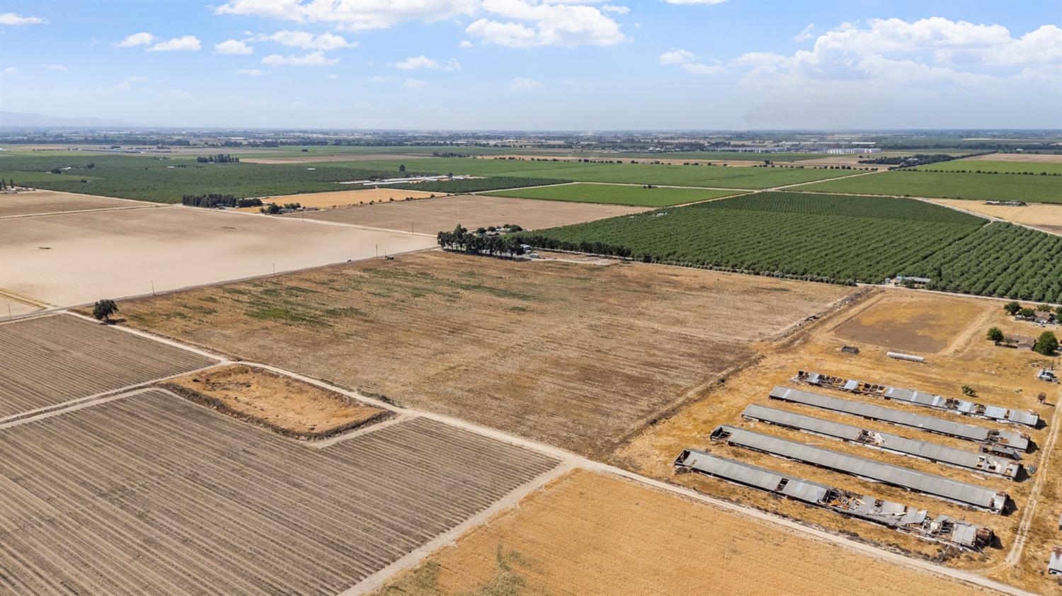 4108 4498 Weir Ave, Livingston, CA 95334