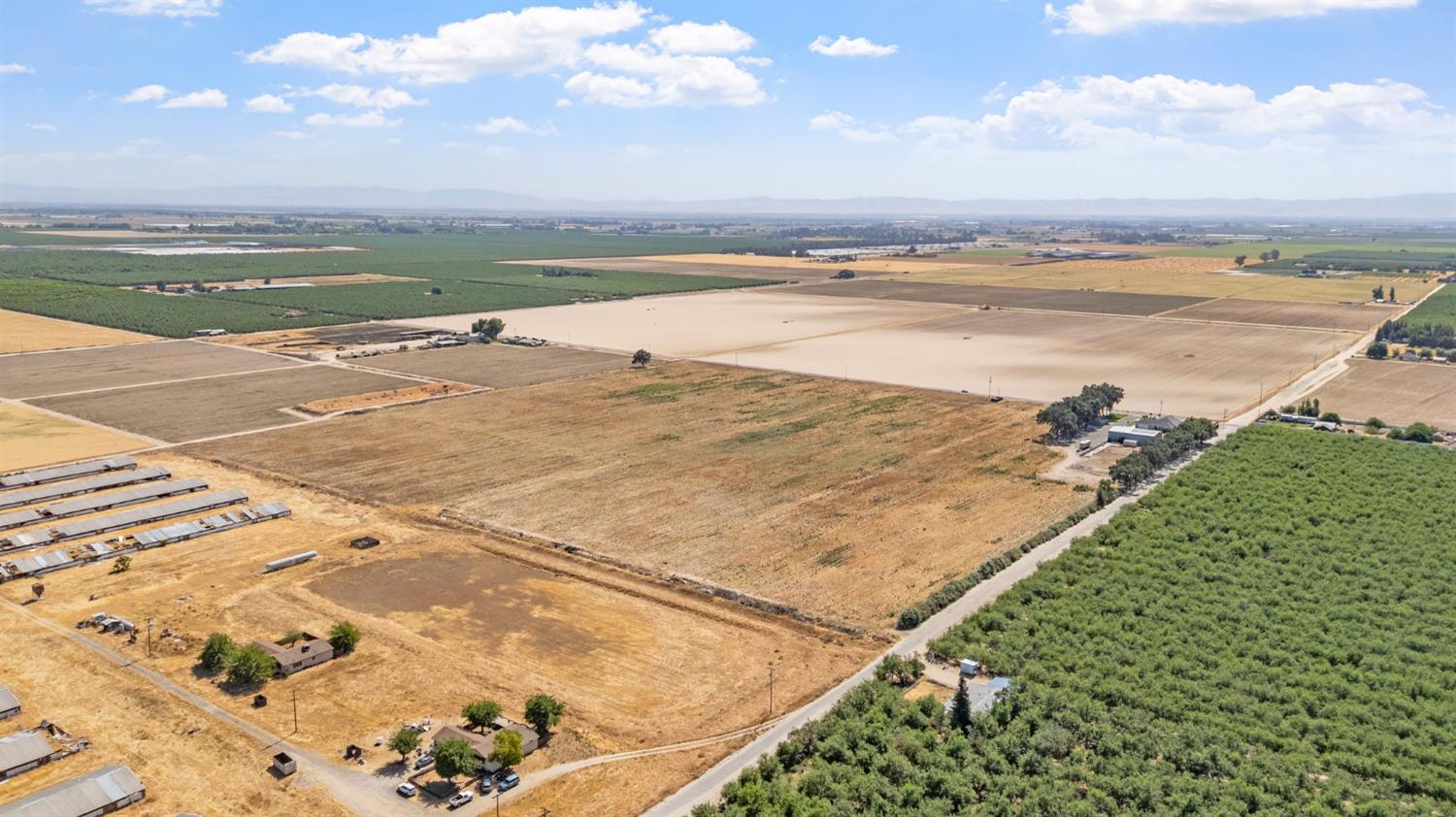 4108 4498 Weir Ave, Livingston, CA 95334