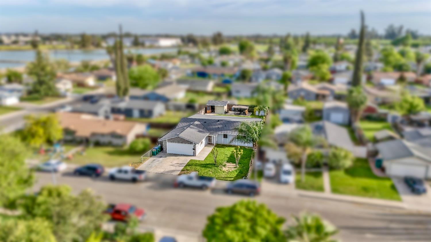 2085 Coronado Ave, Merced, CA 95348