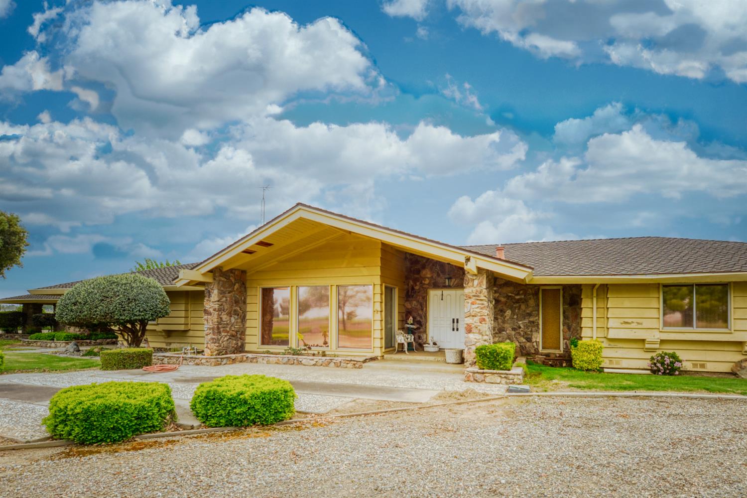 1471 State Highway 33, Gustine, CA 95322